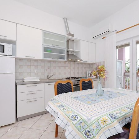Villa Rajna Starigrad Paklenica Værelse billede