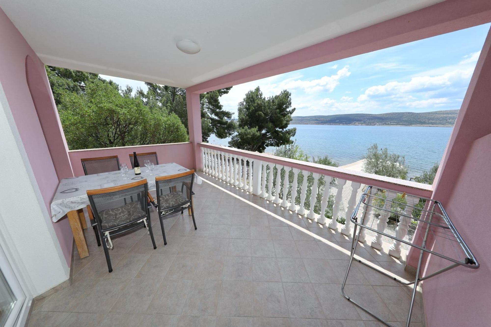 Villa Rajna Starigrad Paklenica Værelse billede