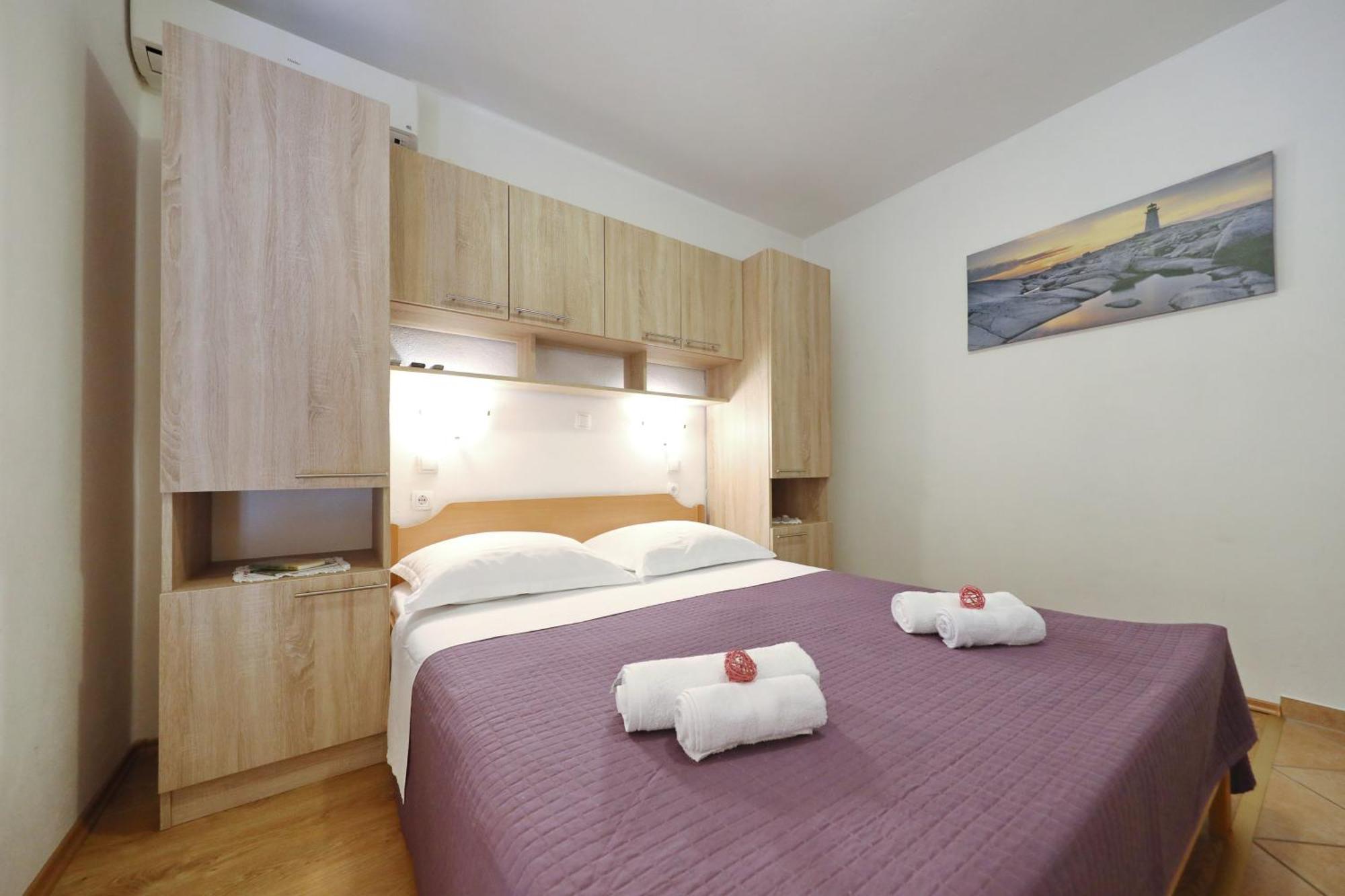 Villa Rajna Starigrad Paklenica Værelse billede