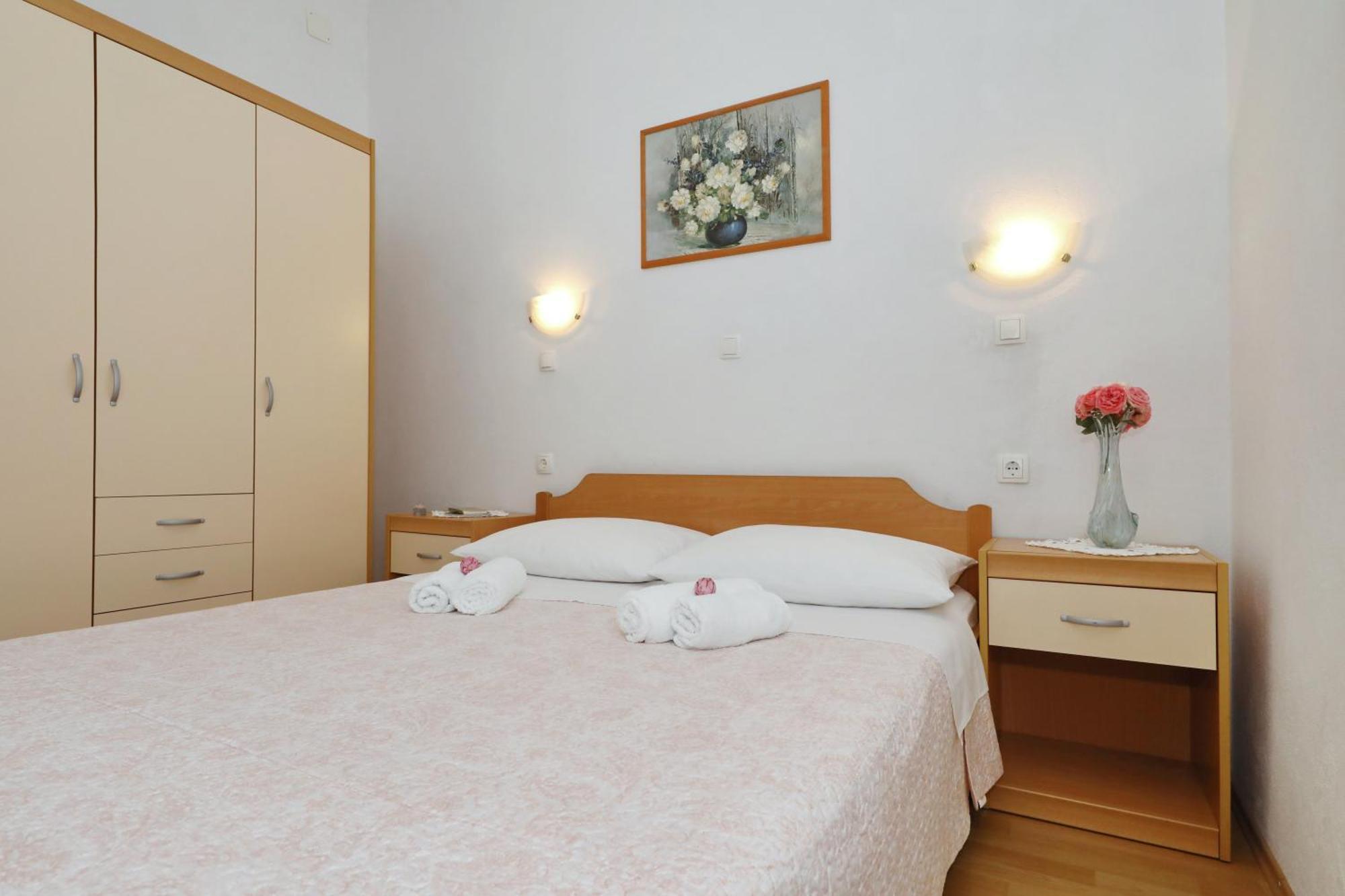 Villa Rajna Starigrad Paklenica Værelse billede