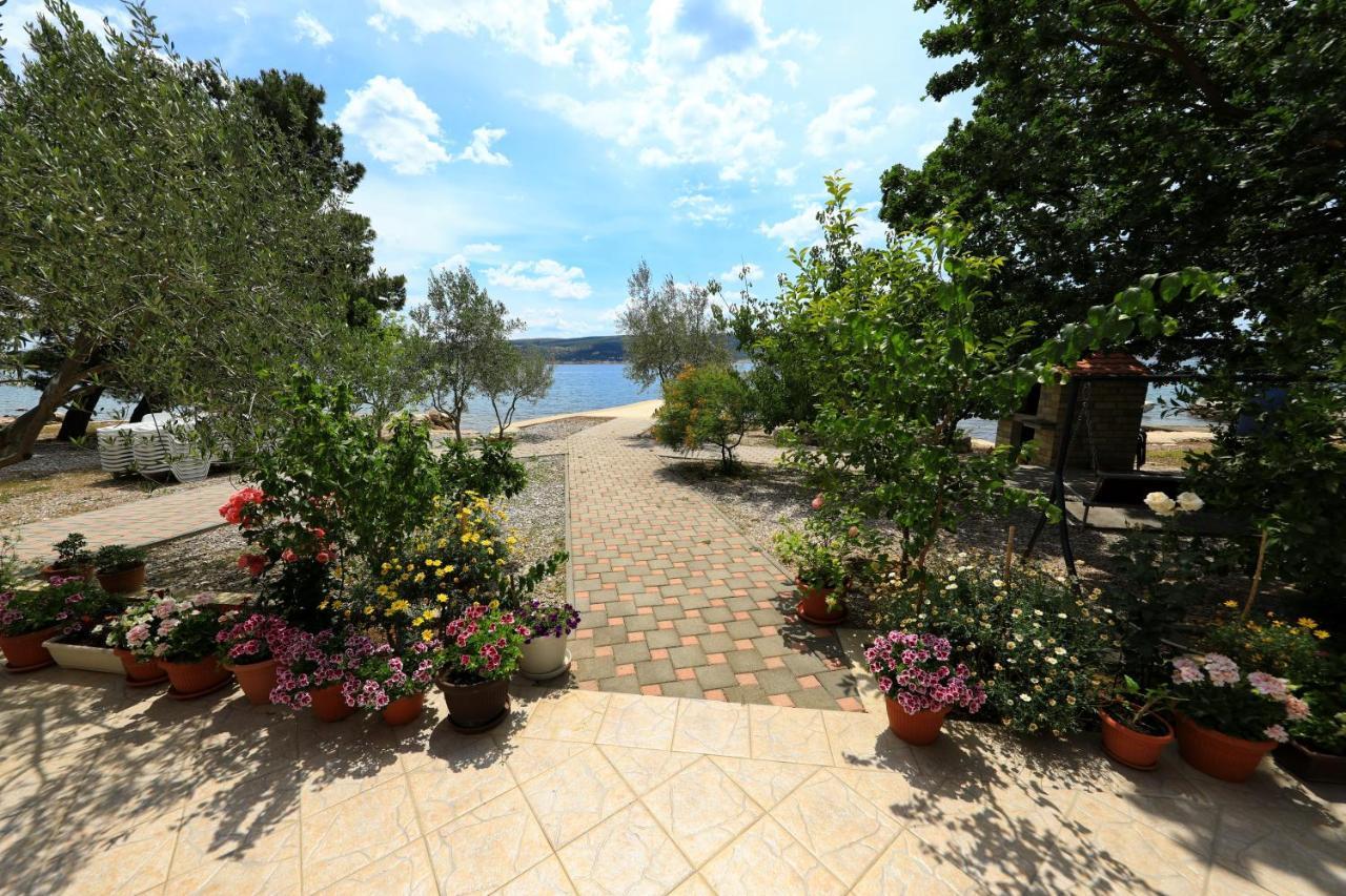 Villa Rajna Starigrad Paklenica Eksteriør billede